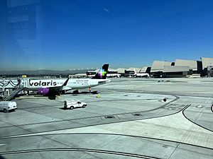 Archivo:KLAX4