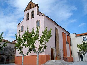 Archivo:La Cistérniga - Iglesia de San Ildefonso 1
