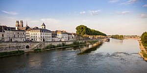 La Loire à Orléans.jpg