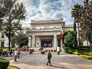 Archivo:Los Pinos, Mexico 2018