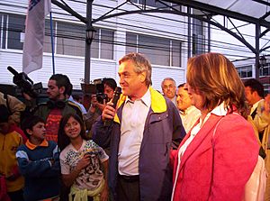 Archivo:Piñera en Puerto Varas 2
