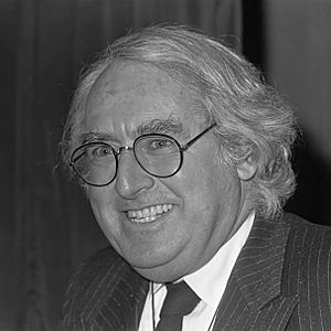 Archivo:Richard Meier (1986)