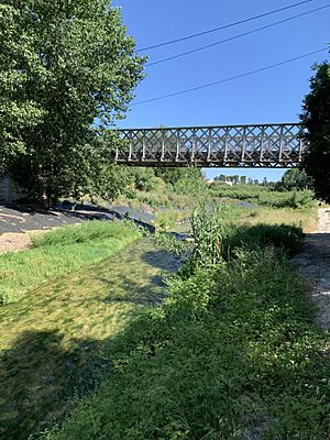 Archivo:Rio Albaida y "pont curt"