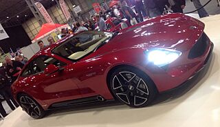 TVR Griffith LE (2017) (38354185236).jpg