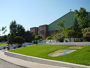 Archivo:Teatro municipal de Griñón