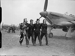 Archivo:The Air Transport Auxiliary in the Second World War CH8945