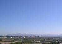Archivo:Vista de la localidad de Alberique, desde la montaña, Valencia, España