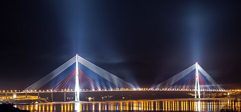 "Russian bridge" in Vladivostok