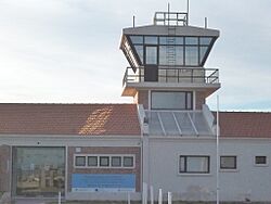 Archivo:Aeropuerto Viejo de Trelew - Centro Cultural por la Memoria 12