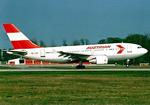Archivo:Airbus A310-324-ET, Austrian Airlines AN0192377