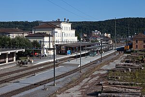 Archivo:B-Porrentruy-Gare