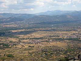 Panorámica del pueblo desde el Cerro del Berrueco.