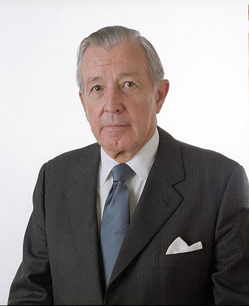 Donald Regan 19850208