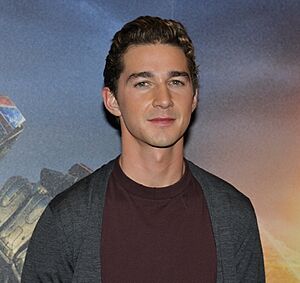 Archivo:Flickr - nicogenin - Transformers 2, Megan Fox ^ Shia Labeouf