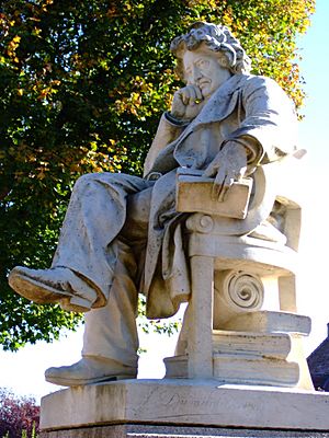 Archivo:LerouxPierreStatueBoussac