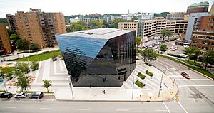 Archivo:MOCA Cleveland 2014