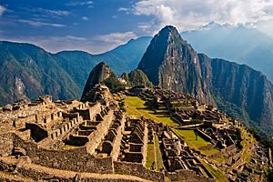Archivo:Machu Picchu, Peru