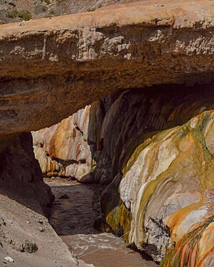 Archivo:Puente del Inca - Provincia de Mendoza