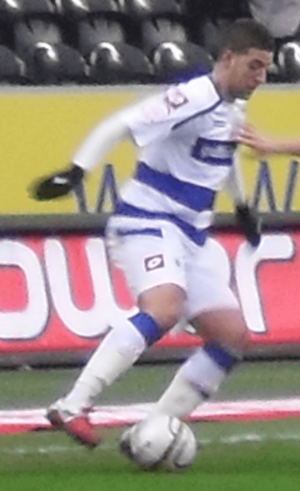 Archivo:Adel Taarabt Hull City v. Queens Park Rangers 29-01-11 1