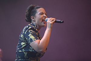 Archivo:Caro Emerald 2010
