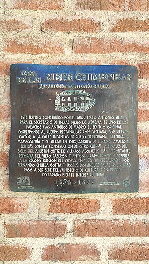 Archivo:Casa de las Siete Chimeneas, rótulo