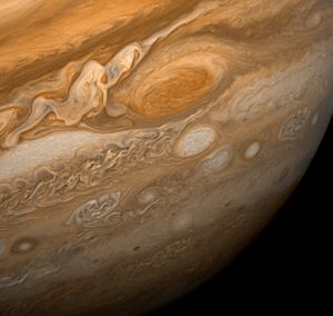 Archivo:Great Red Spot From Voyager 1