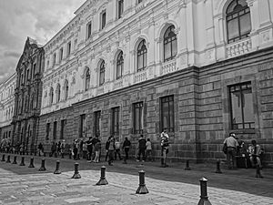 Archivo:Historic Center of Quito - World Heritage Site by UNESCO - Photo 051