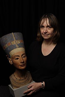 Joyce Tyldesley and Nefertiti.jpg