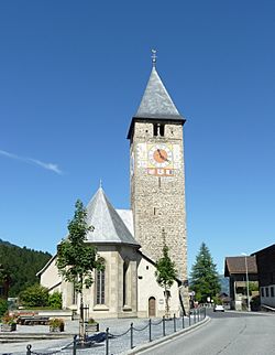 Archivo:Klosters Ref. Kirche