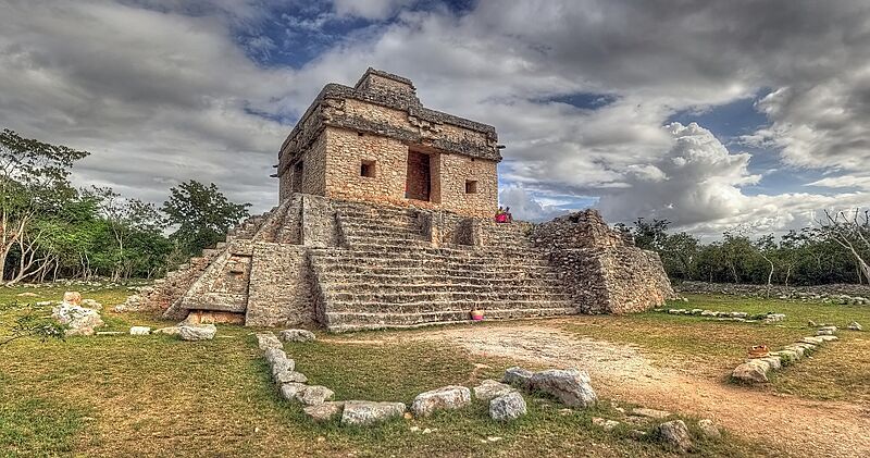 Mayan World Dzibilchaltun 01
