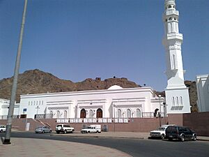 Archivo:Sab'u Masajid
