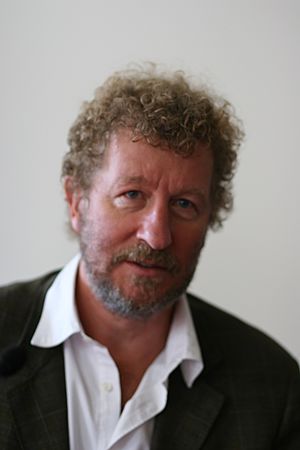 Archivo:Sebastian Faulks