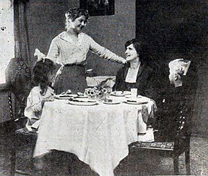 Archivo:Table Manners in the Nursery