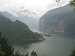 The Qutang Gorge along the Yangtze river.JPG