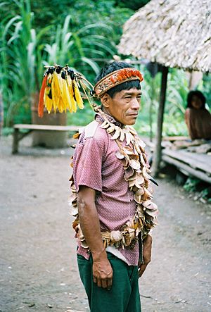 Archivo:Urarina shaman B Dean