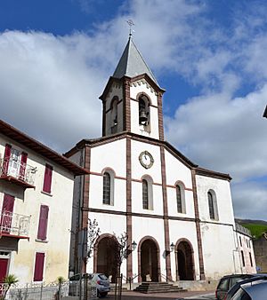 Archivo:Valcarlos - église