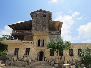 Archivo:Akhzivland Museum 2015
