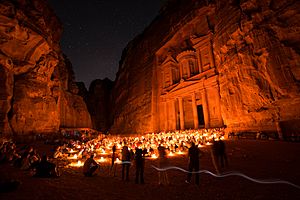 Archivo:Al khazneh