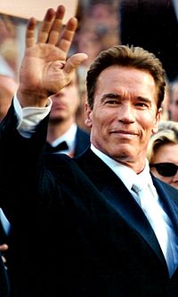 Archivo:Arnold Schwarzenegger 2003