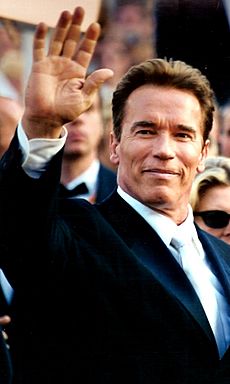 Archivo:Arnold Schwarzenegger 2003