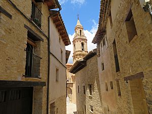 Archivo:Campanario de la Iglesia de Santa María Magdalena (Tronchón)