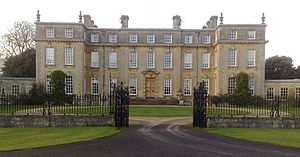 Archivo:Ditchleyfront2