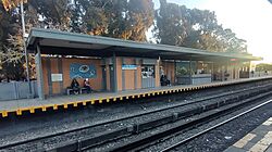 Archivo:Estación José María Bosch 03