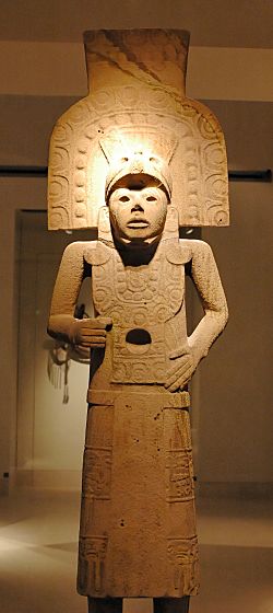 Archivo:Huastec statue Tampico Inv D94-20-600