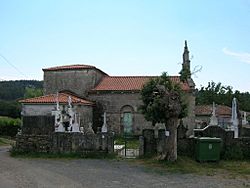 Igrexa de San Martiño de Curbián, Palas de Rei.jpg