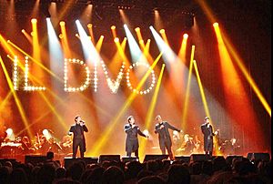 Archivo:Il Divo en concierto en 2014-2