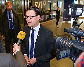 Archivo:Jimmie Åkesson inför partiledardebatt i SVT
