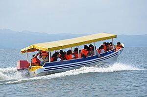 Archivo:Lake Catemaco41