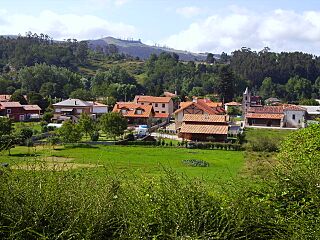 Panorama de Caranceja, Cantabria, España.jpg