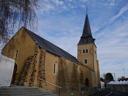 Saint-Fort église 01.JPG